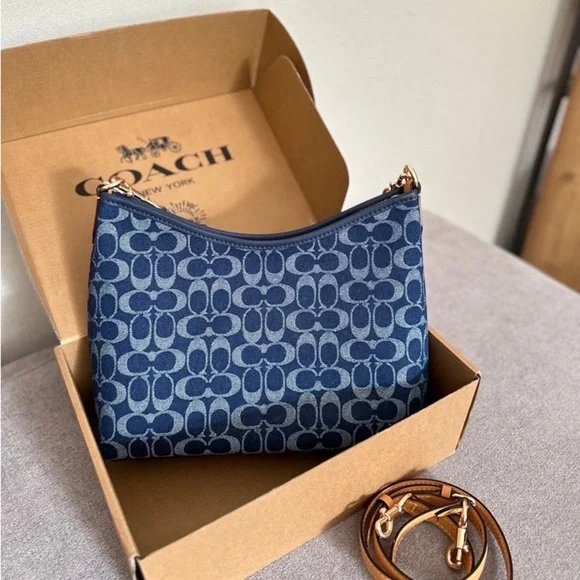 🎩Coach Blue Denim Monogram Shoulder Bag Everyday Crossbody - Picture 2 of 9